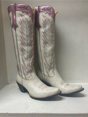 Old gringo Yippee Kayay Peyton Boot 8.5B
NEW